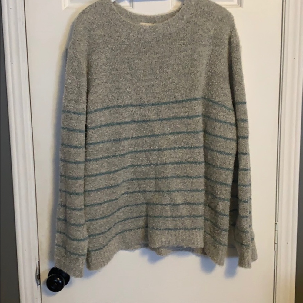 Oversized Stevie Hender sweater